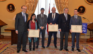 La biblioteca de Cabanillas recoge el Premio María Moliner de manos del ministro Méndez de Vigo