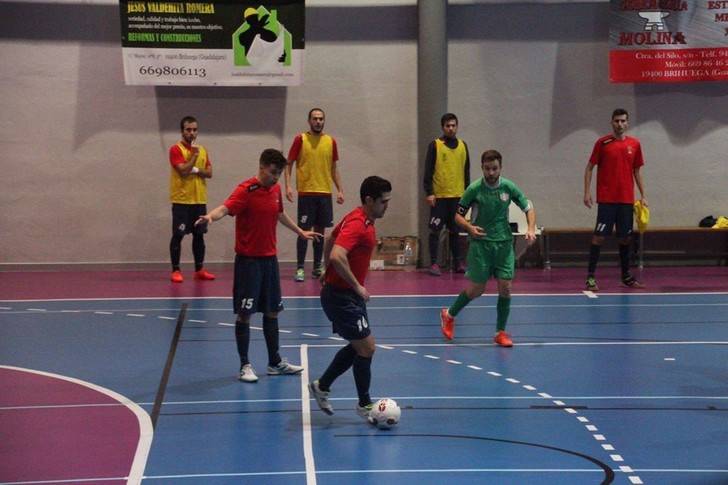 Al Deportivo Brihuega le sobraron los últimos 5 minutos en su visita a San Clemente