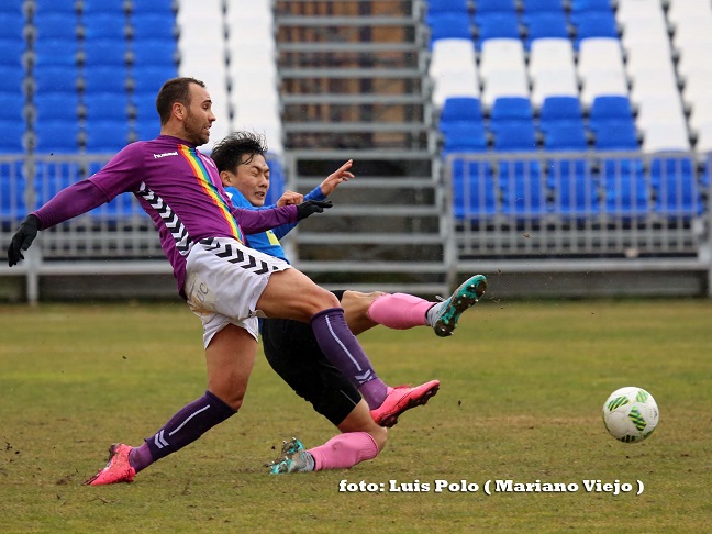 Derrota difícil de explicar la que sufrió el Dépor en la visita del Manchego Ciudad Real al Escartín (0-2)