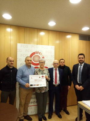 FCG entrega a Cruz Roja 300 euros de los Reyes Millonarios Solidarios 2016