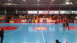 Derbi en la cumbre para el Isover Basket Azuqueca