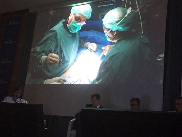 La Dra. Mercedes Guerra del Hospital de Guadalajara realizó dos de las nueve intervenciones en el Hospital Vall d’Hebron