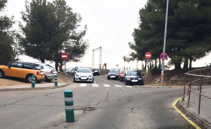 Robisco denuncia la improvisación de la Junta : No hay 600 plazas de aparcamiento gratuitas en el Hospital de Guadalajara. Ni la mitad