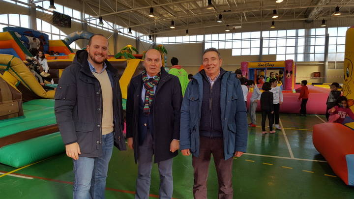 Centenares de jóvenes participan en la 