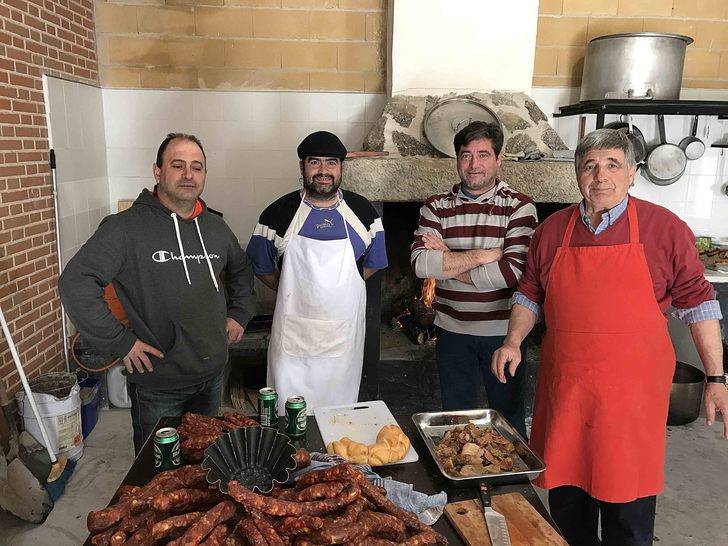 Tamajón vive la segunda parte de su fiesta de la matanza