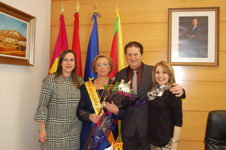 Yunquera de Henares celebra la festividad de Santa Águeda : Maruja Mur, elegida Alcaldesa de Honor 2017