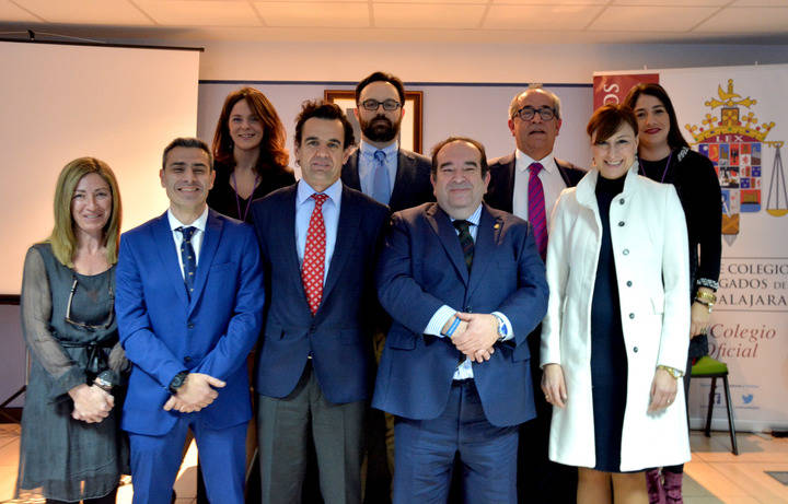 La nueva Junta de Gobierno del Colegio de Abogados de Guadalajara jura su cargo