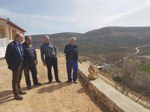 Latre destaca la importante inversión que la Diputación lleva a cabo para dar respuesta a las necesidades de los pueblos