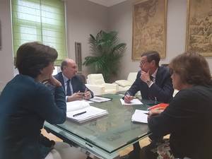 Latre se pone a disposición de la Comisión de Demografía del Senado que estudia el problema de la despoblación