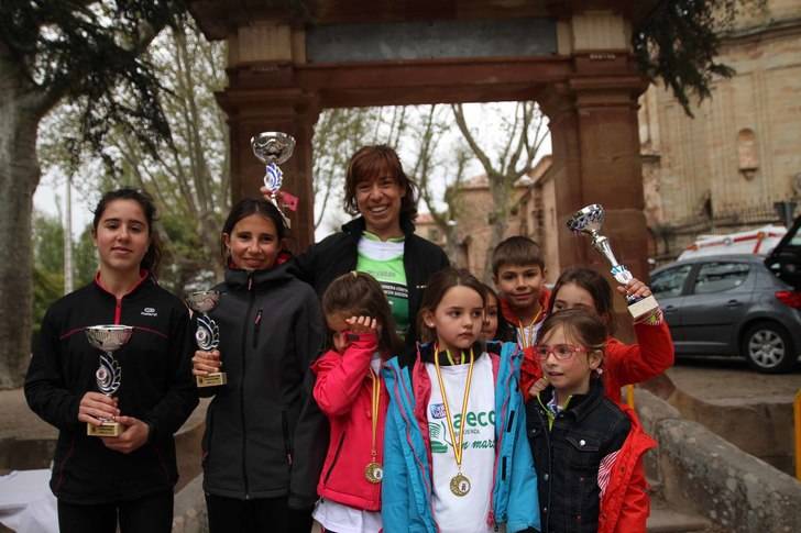 Casi quinientos corredores en la marea verde seguntina contra el cáncer