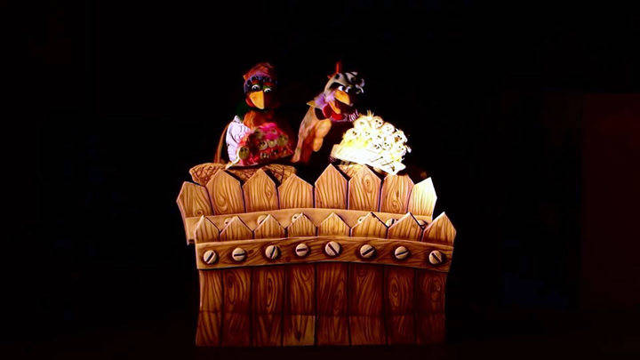 Teatro de títeres en el Teatro Moderno con En un lugar de la granja