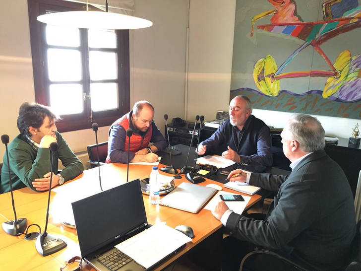 Cs C-LM denuncia la difícil situación por la que atraviesan algunos Colegios Profesionales en la Región