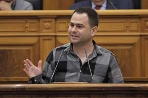 El diputado de Podemos por Guadalajara David Llorente explica muy clarito el no a los presupuestos de Page y sus diferencias con García Molina