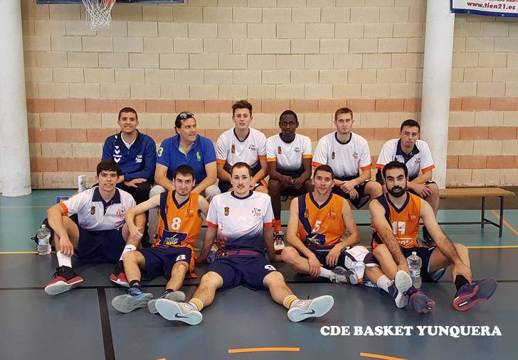 JUPER Basket Yunquera saca adelante un feo partido de ida en Argamasilla