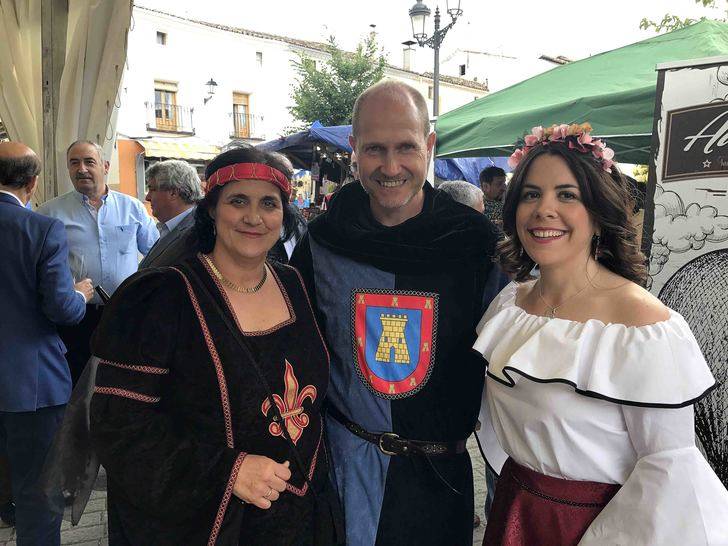 Pareja culmina un viaje al pasado, con mucho futuro