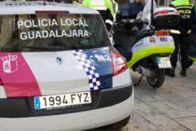 Detenido un menor por robar un móvil a punta de navaja en Guadalajara capital
