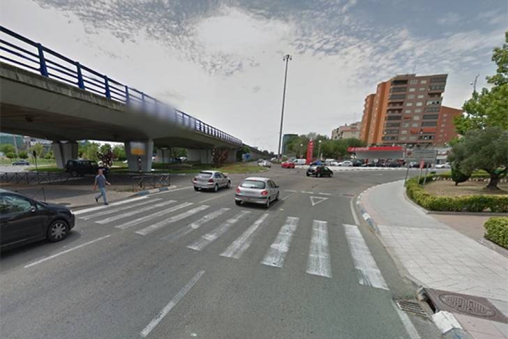 Atropellan a una anciana en un paso de peatones de Cuatro Caminos en Guadalajara