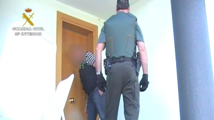 Guardia Civil y Agencia Tributaria acaban con una organización criminal dedicada a la importación ilegal de vehículos