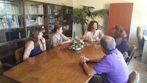 La directora de Planes de Empleo de la Junta visit&#243; &#34;Las Encinas&#34; en Cabanillas