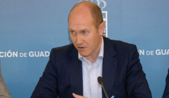 Los alcaldes ribereños del PP plantan cara a Page y le exigen agua e inversiones