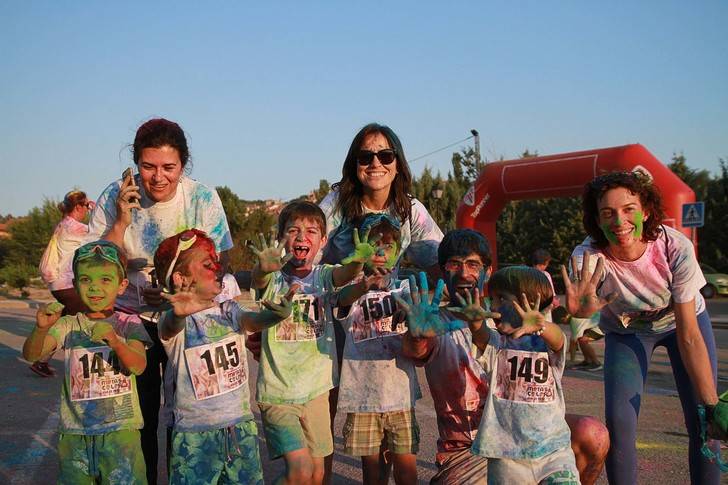 Casi quinientos marchosos en la Sigüenza Colour Run