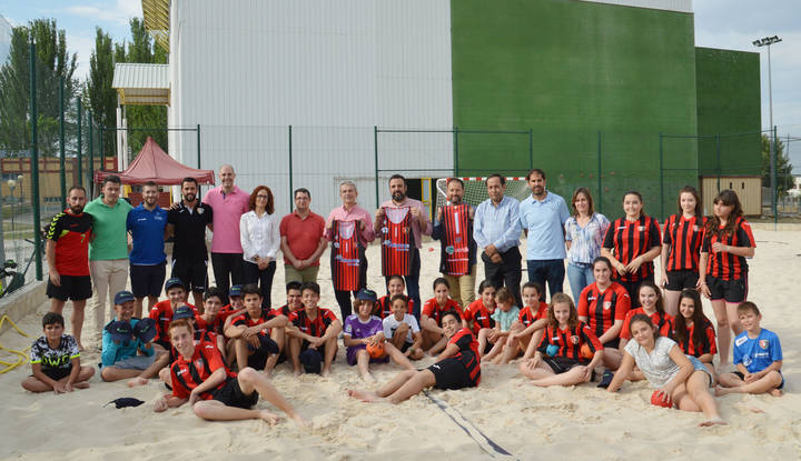 Cinco equipos azudenses han participado en el Campeonato de España de Balonmano Playa