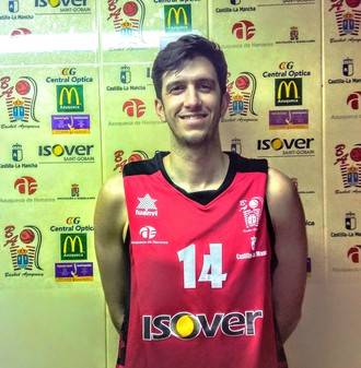 Charly García cumplirá su 6ª temporada consecutiva en el Isover Basket Azuqueca