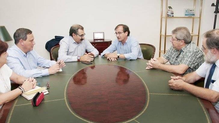 EL consejero Sanidad anima a la Fundación Nipace a expandir sus conocimientos