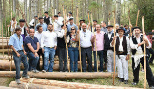 La Junta señalizará la Ruta Ganchera del Alto Tajo, con un recuerdo a José Luis Sampedro