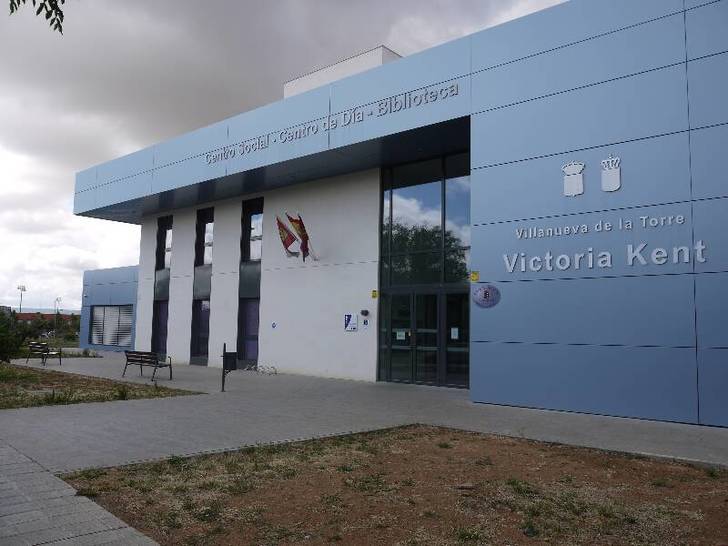 El vandalismo obliga a tomar medidas en Villanueva de la Torre para proteger las instalaciones del Centro Social