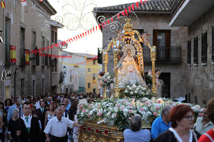 Almonacid de Zorita vive el día grande de su fiesta patronal en honor a la Virgen de la Luz