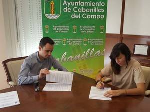 Salinas firma con clubes de Cabanillas los convenios anuales para la gestión de escuelas deportivas