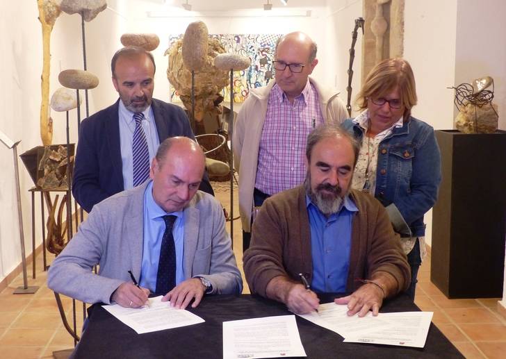 La Diputación firma dos convenios con la Asociación de Amigos del Museo de Molina