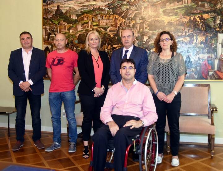 La Diputación de Guadalajara firma convenios de ayuda social por valor 20.000 euros