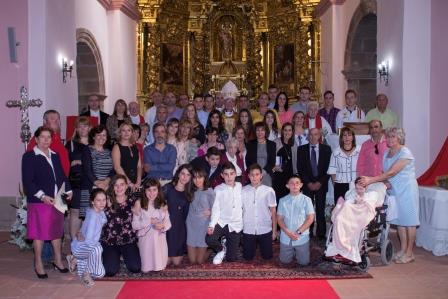 Una veintena de jóvenes reciben la Confirmación en Miedes de Atienza