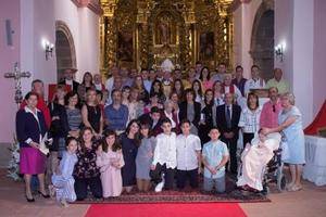 Una veintena de jóvenes reciben la Confirmación en Miedes de Atienza