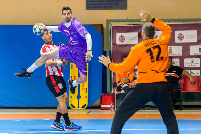 Al Quabit le sale un partido redondo ante el Puerto Sagunto