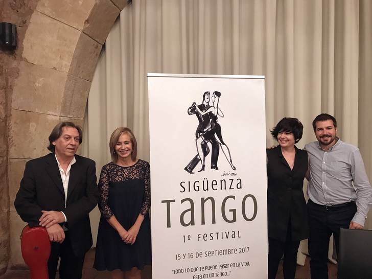 Anoche dio comienzo el I Festival de Tangos de la Ciudad de Sigüenza