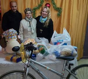 Azuqueca muestra su lado más generoso y se vuelca en la campaña Populares solidarios