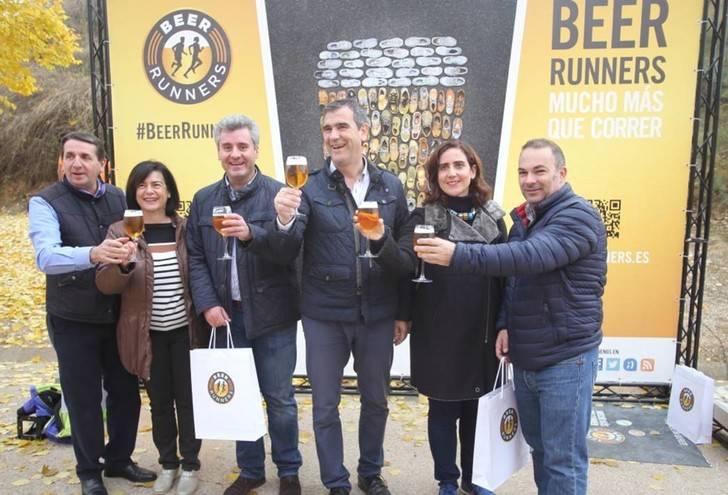 Cerca de 700 corredores disfrutan del deporte y la cerveza en la carrera Beer Runners Guadalajara