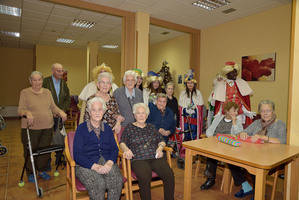 Los Reyes Magos recibieron a todos los niños de Pastrana en el Palacio Ducal