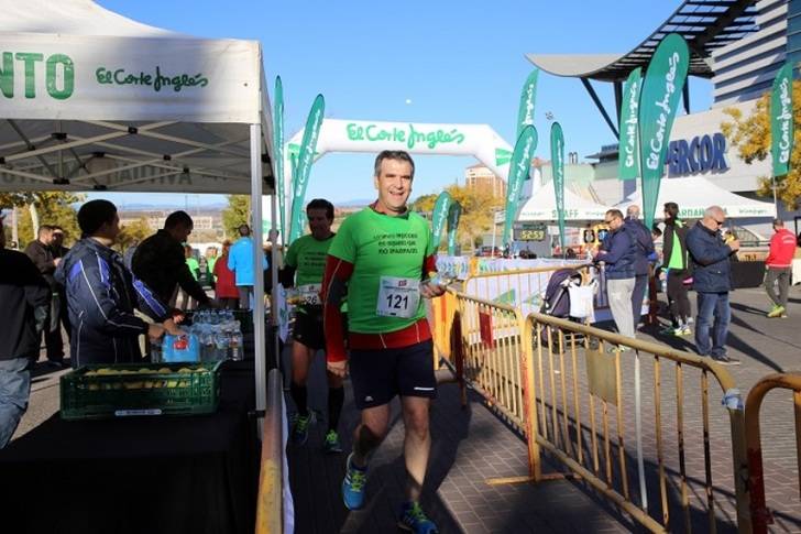 Cerca de 500 participantes en la I Carrera solidaria de El Corte Inglés y la Fundación Nipace