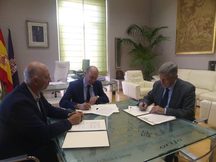 La Diputación se vuelca con la promoción de los productos de la tierra de cara a las Navidades