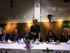 La Asociación Española contra el Cáncer de El Casar celebró el pasado viernes su tradicional cena benéfica