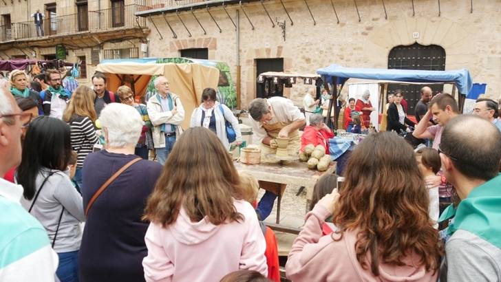 La Escuela de Folklore de la Diputación participa en la celebración de Sigüenza como capital del turismo rural