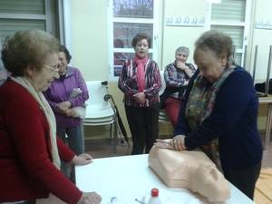 Protección Civil colabora en talleres de Primeros Auxilios para personas Mayores y Jubiladas