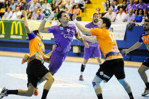 El Quabit resuelve el encuentro ante el Huesca en un minuto apasionante