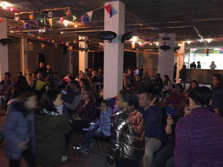 Sesenta seteros comparten una tarde familiar en el local social de la Plaza Mayor de Quer