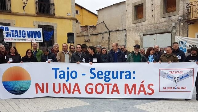 Los municipios ribereños denuncian el 'sinsentido' de tener que devolver 90 millones por no usar desaladoras