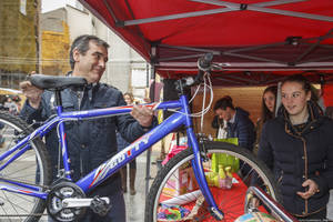 El ayuntamiento de Guadalajara participa en la iniciativa Calle Mayor Solidaria